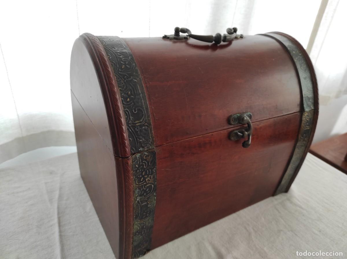 Antig&uuml;edades: Caja de madera decorativa - Foto 2
