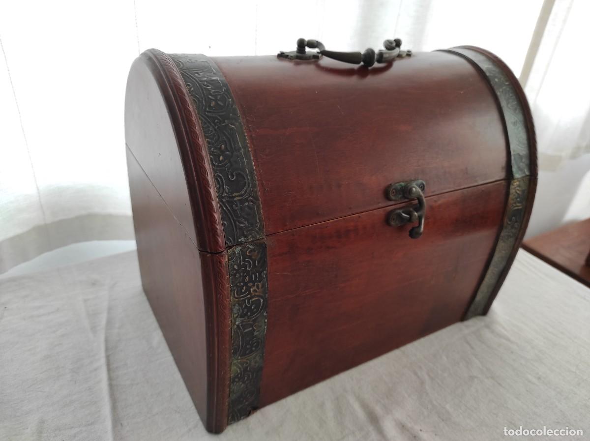 Antig&uuml;edades: Caja de madera decorativa - Foto 3