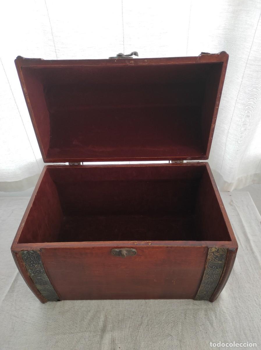Antig&uuml;edades: Caja de madera decorativa - Foto 5