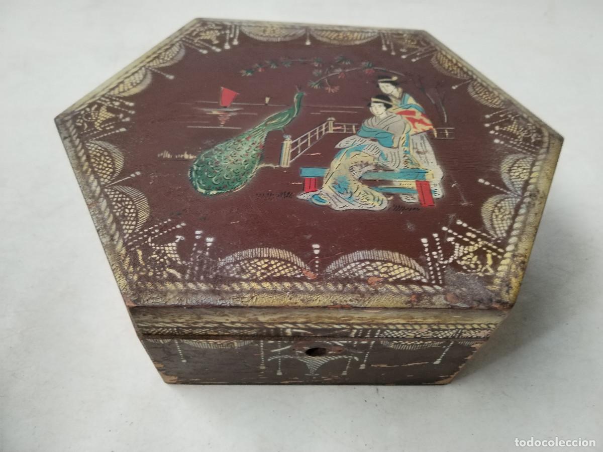 Antig&uuml;edades: caja antigua exagonal la estrella - Foto 8