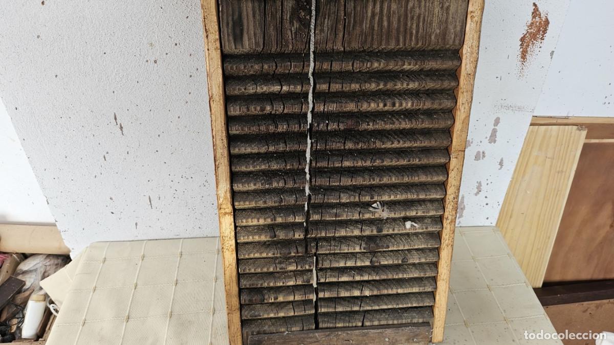 Antig&uuml;edades: tabla de lavar de madera antigua - Foto 3