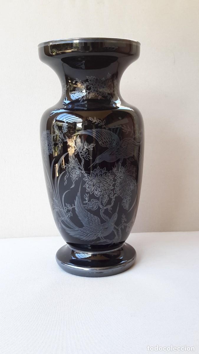 Antig&uuml;edades: Jarr&oacute;n de porcelana y plata - Foto 1