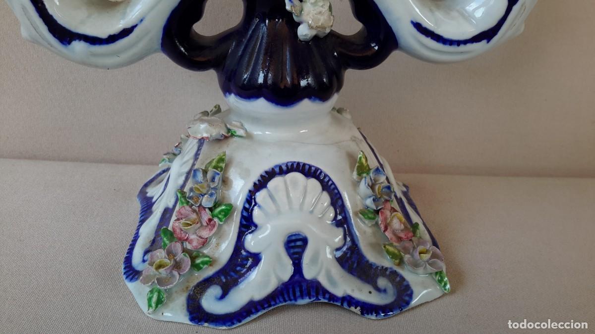 Antig&uuml;edades: Candelabro de porcelana - Foto 3