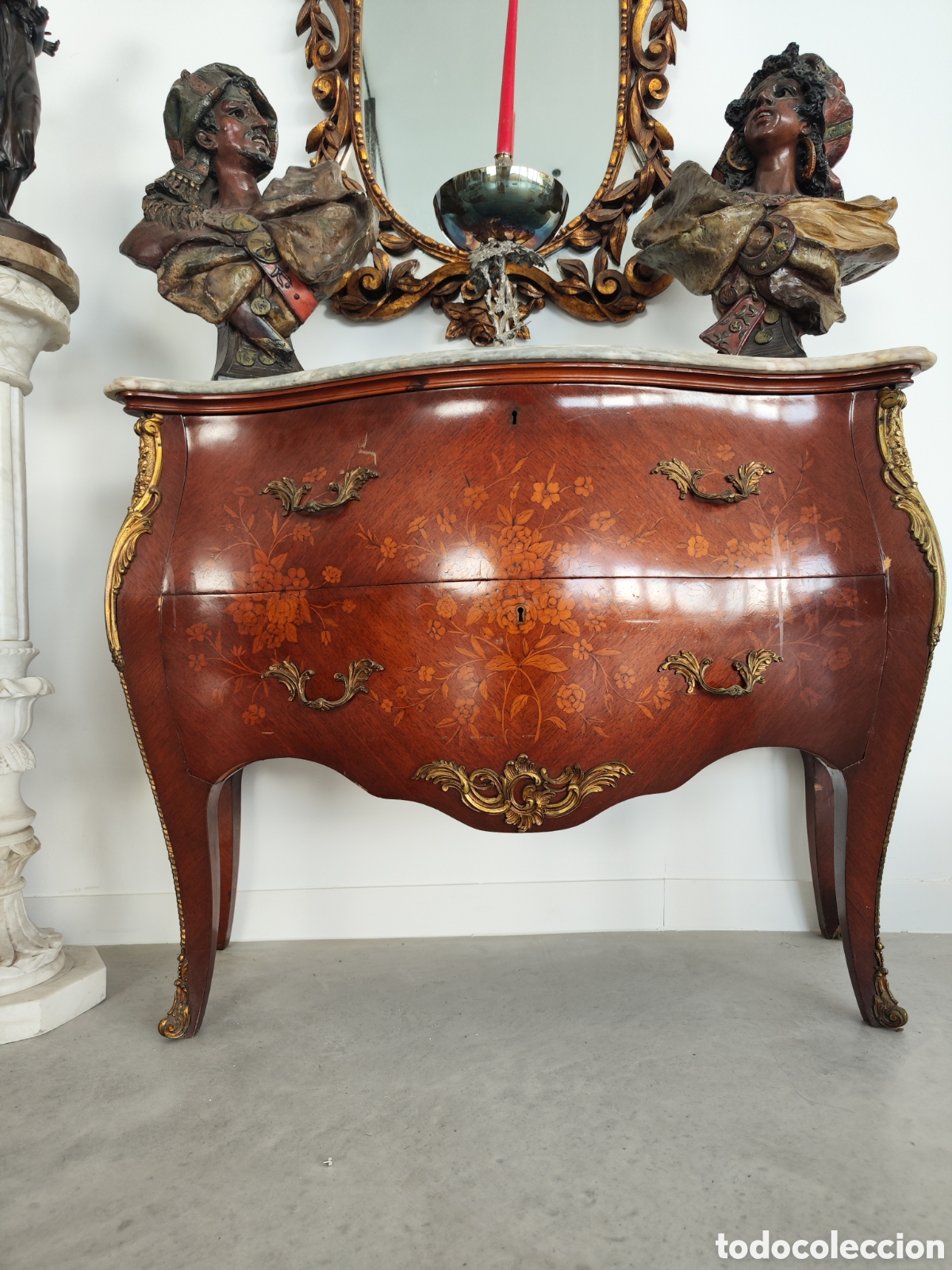 Antig&uuml;edades: C&oacute;moda Luis XV con marqueter&iacute;a y detalles de bronce - Foto 4