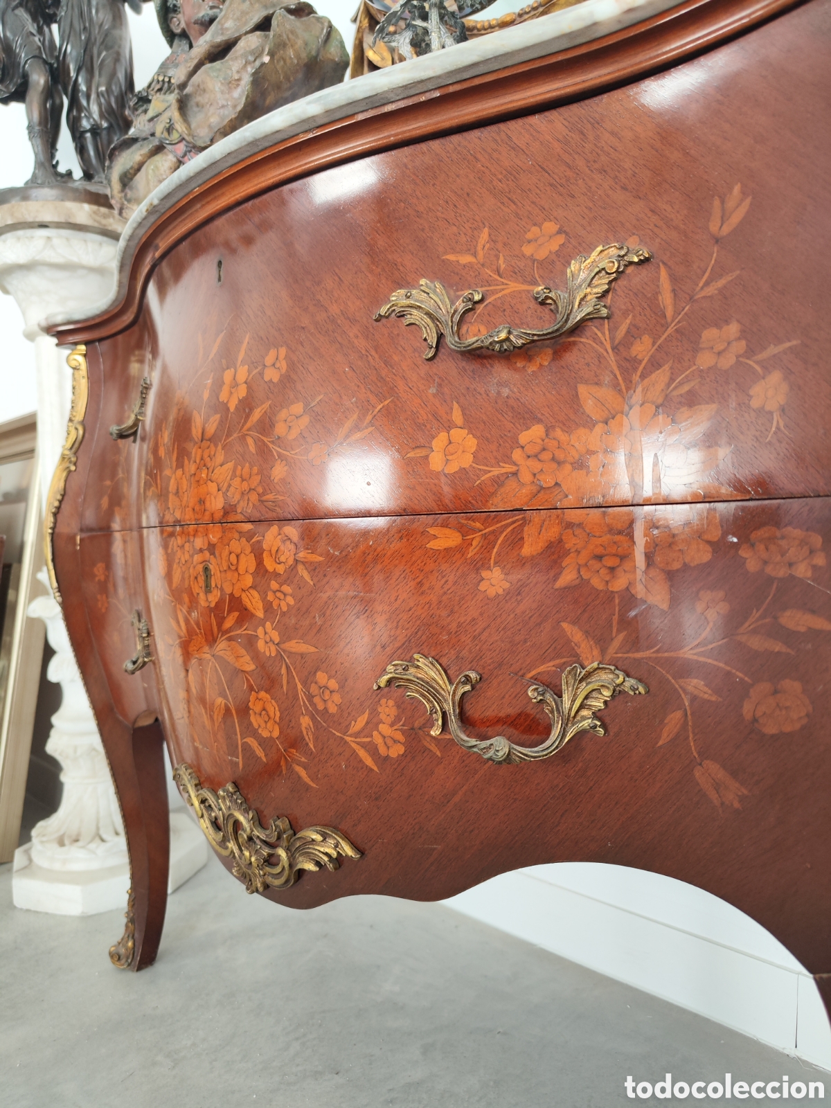 Antig&uuml;edades: C&oacute;moda Luis XV con marqueter&iacute;a y detalles de bronce - Foto 7