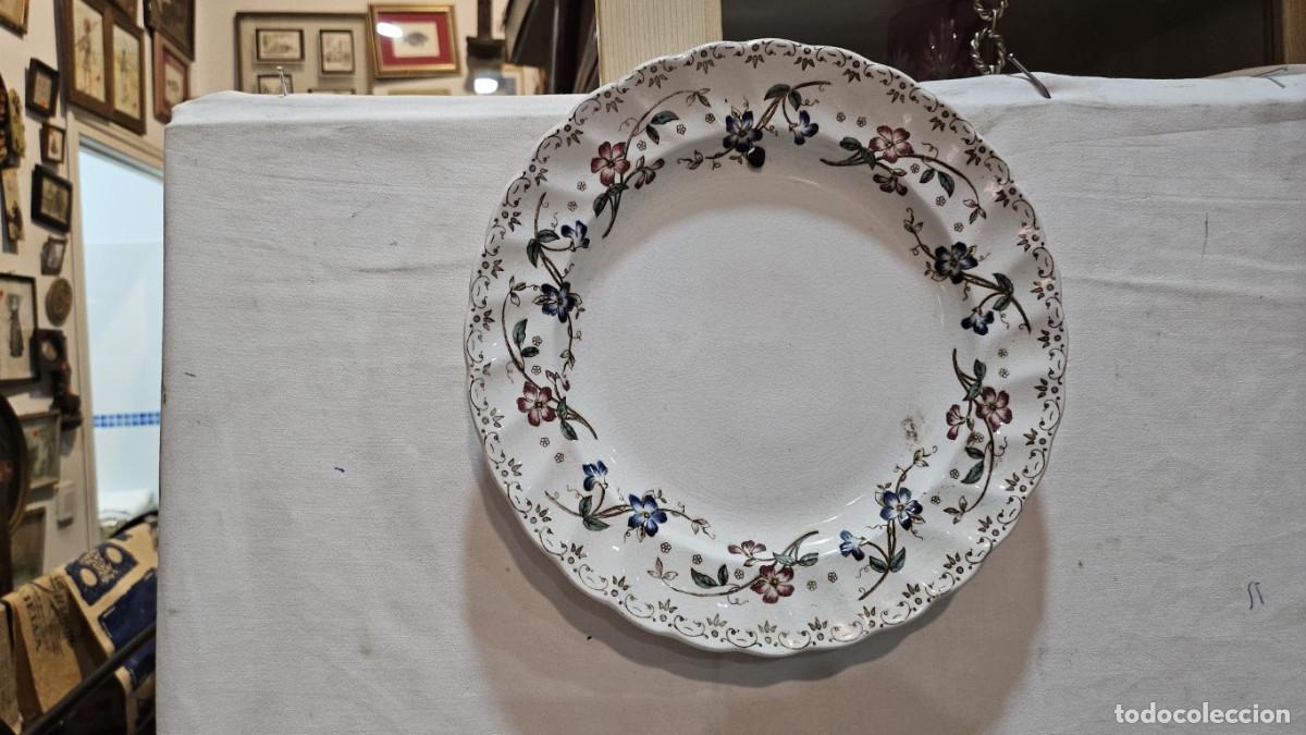 Antig&uuml;edades: plato de ceramica antiguo - Foto 1