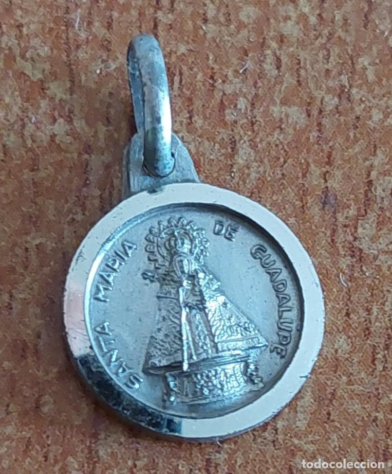 Antig&uuml;edades: Medalla plata virgen de Guadalupe - Foto 1