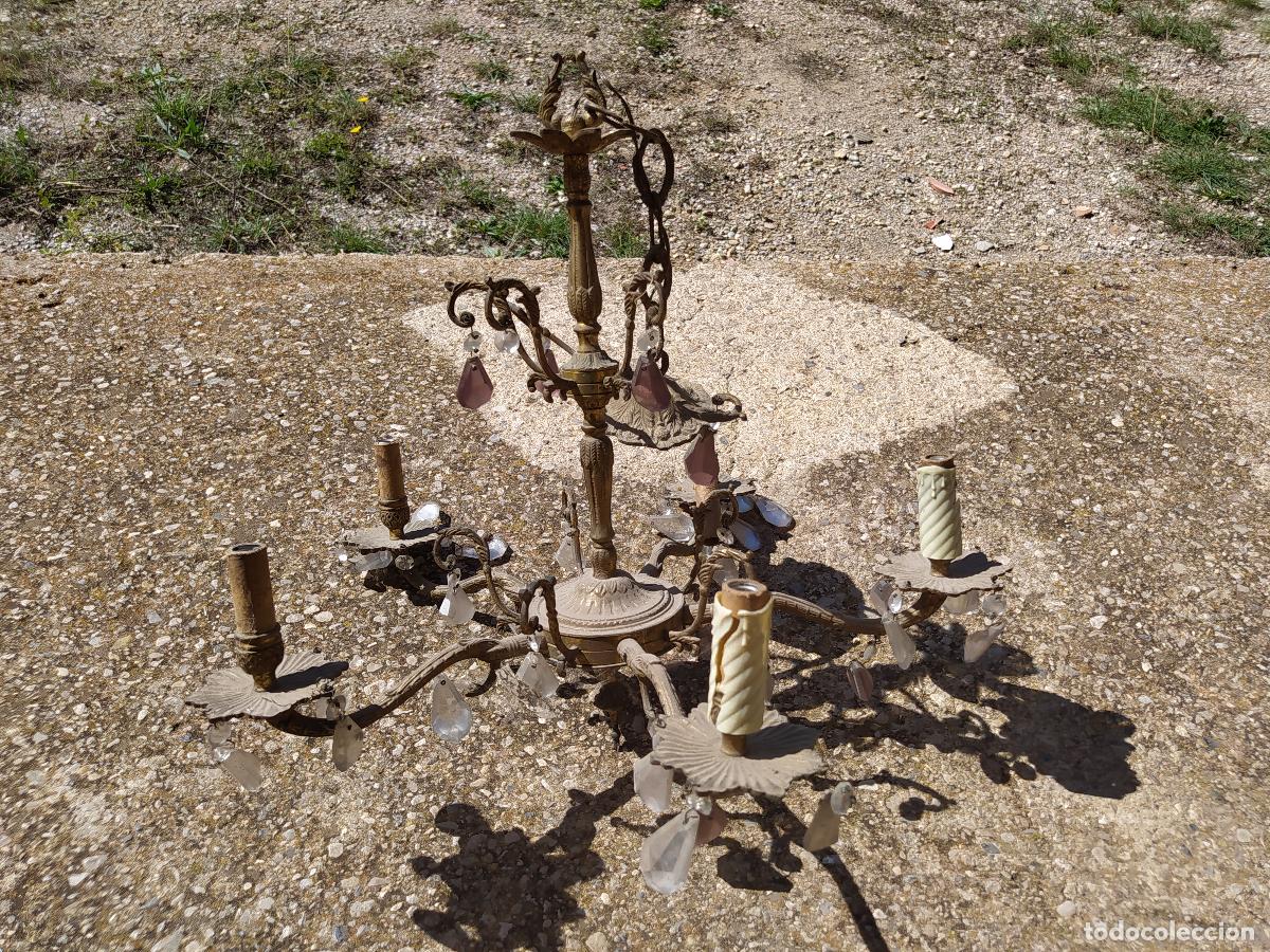 Antig&uuml;edades: Antigua l&aacute;mpara de bronce - Foto 1