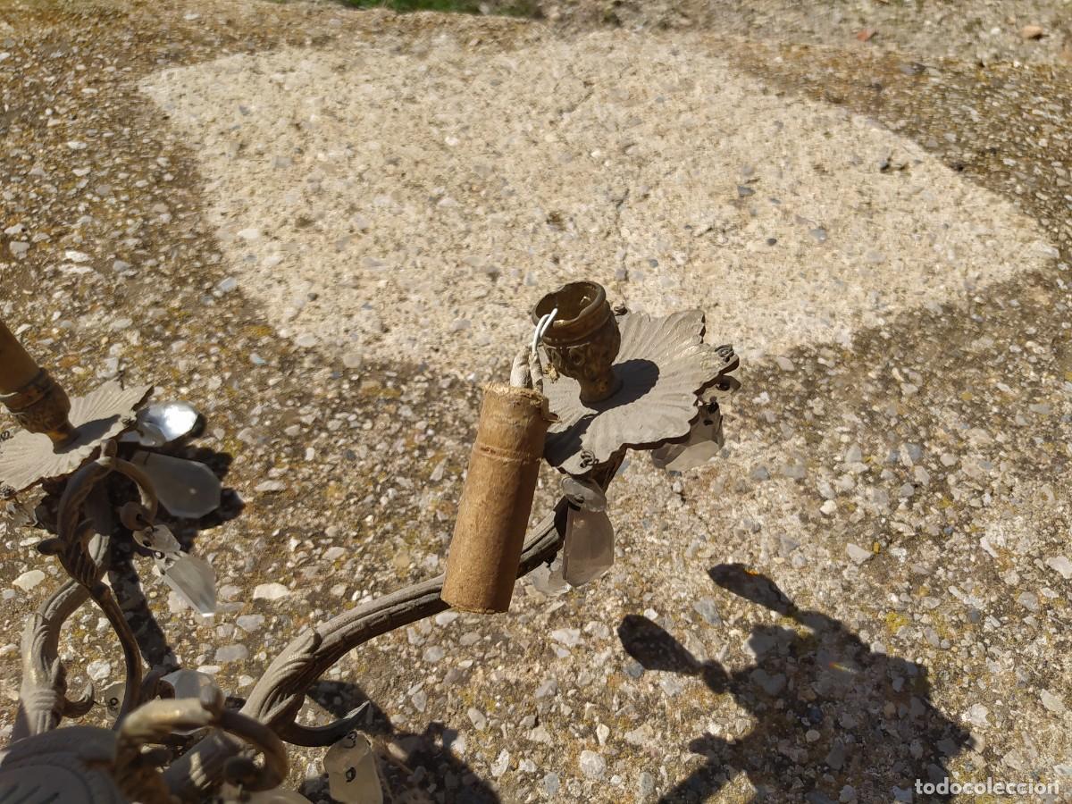 Antig&uuml;edades: Antigua l&aacute;mpara de bronce - Foto 5