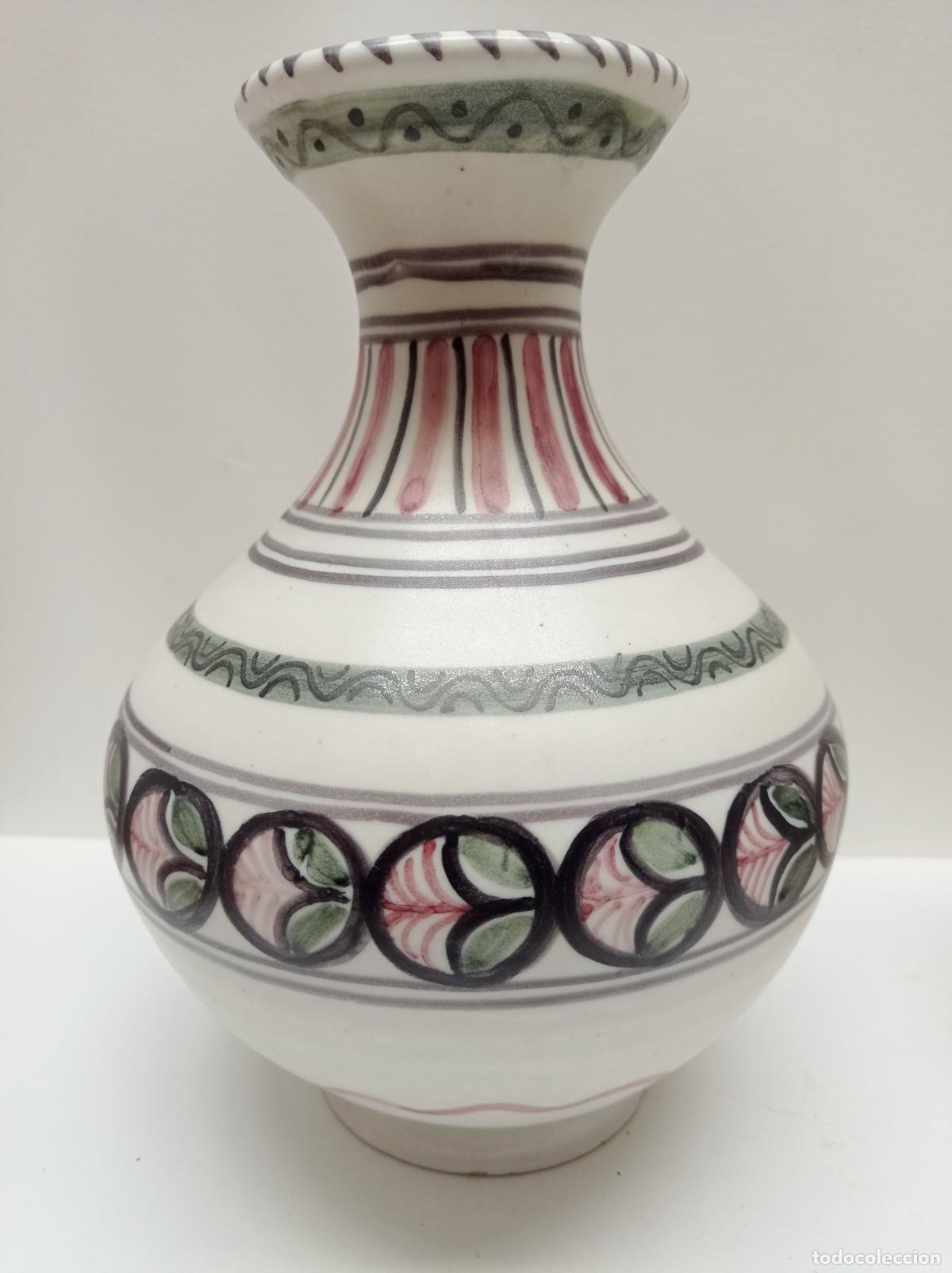 Antig&uuml;edades: Pareja de jarrones Talavera &bull; N&deg; 9 y D 60 - Foto 2