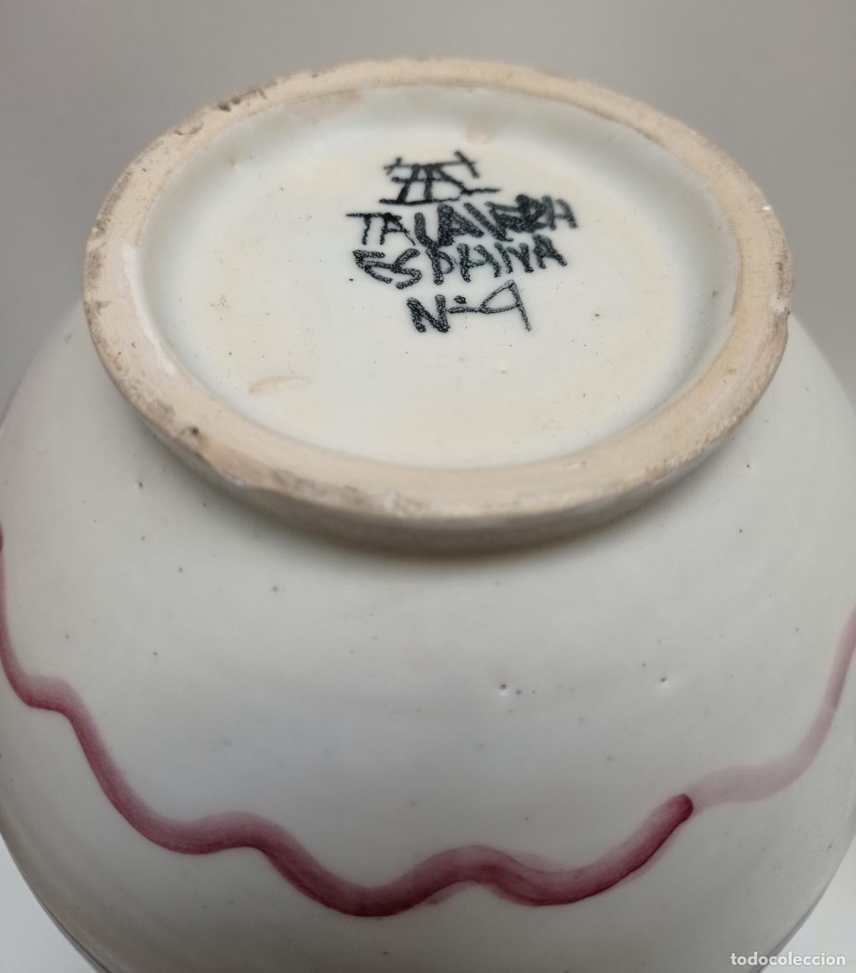 Antig&uuml;edades: Pareja de jarrones Talavera &bull; N&deg; 9 y D 60 - Foto 3