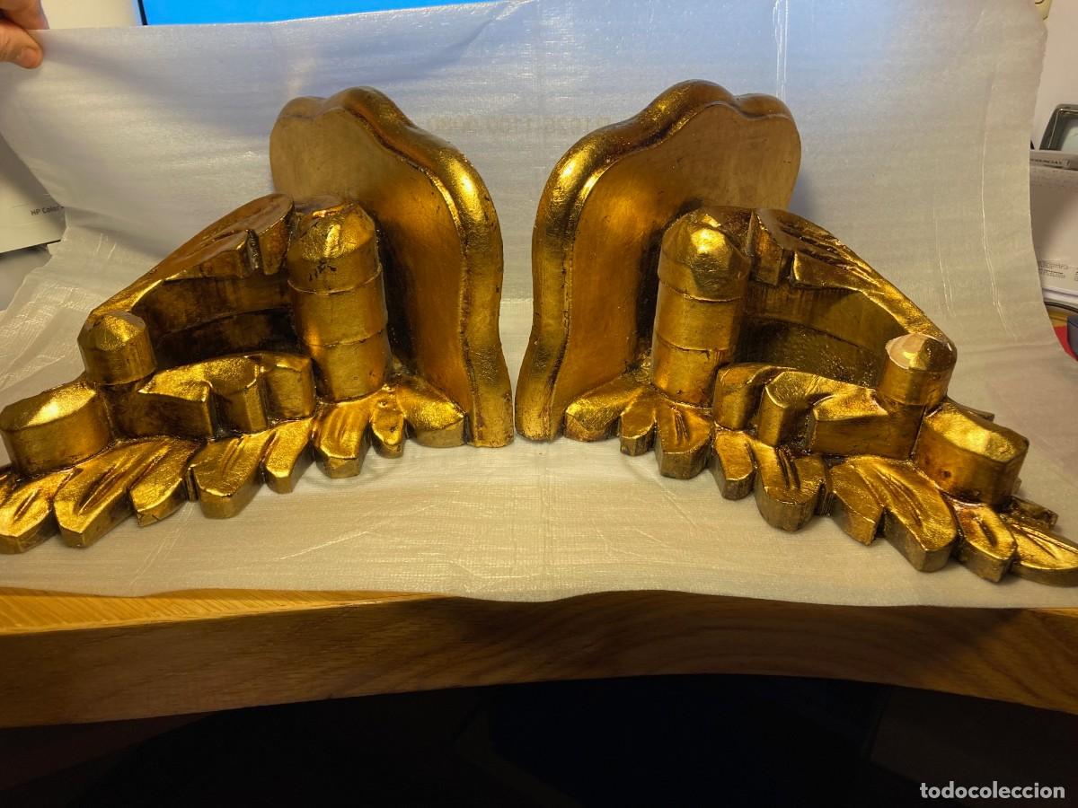 Antig&uuml;edades: LOTE 2 MENSULAS de MADERA CON PAN DE ORO. - Foto 2