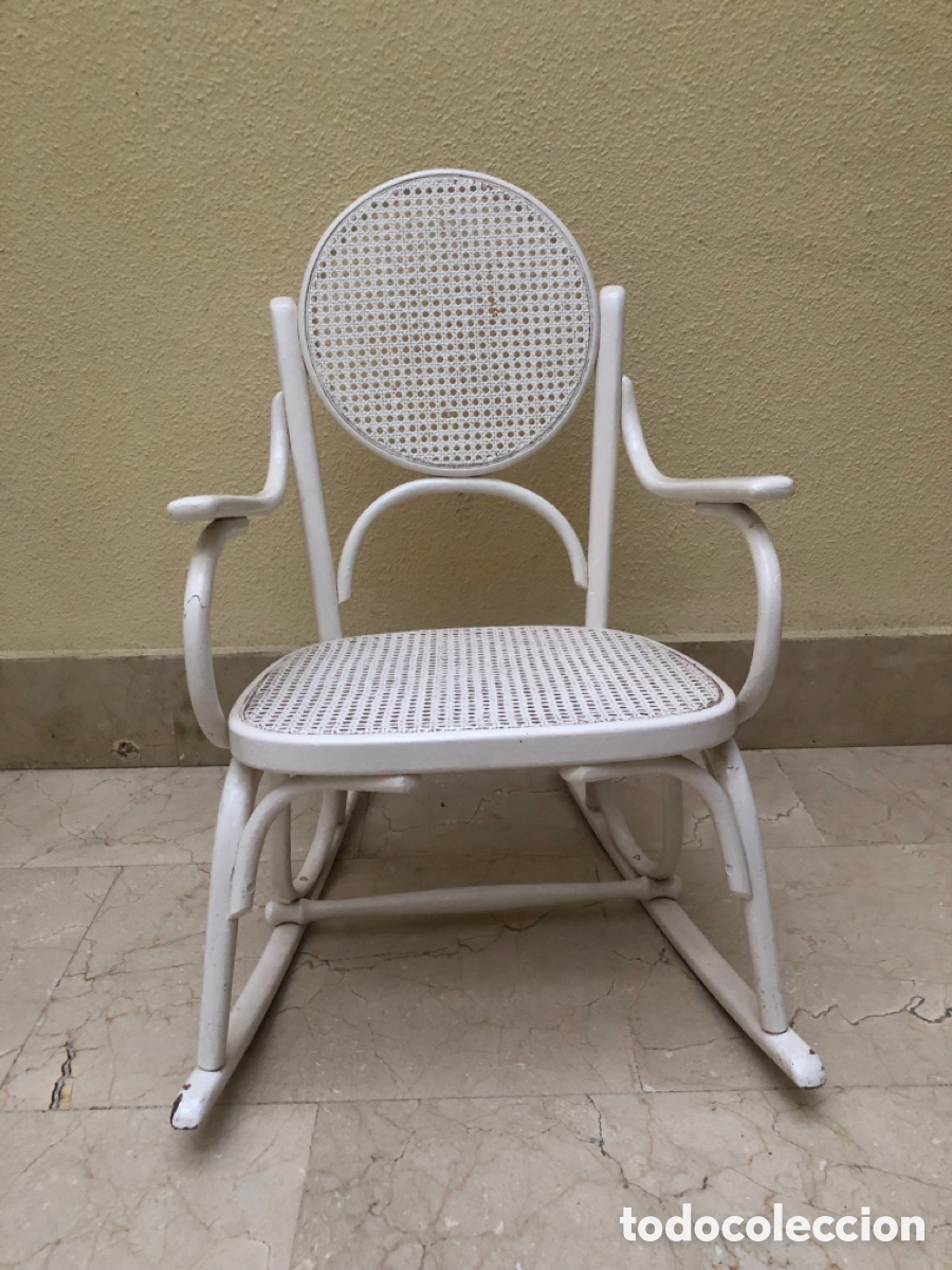 Antig&uuml;edades: ANTIGUA MECEDORA ESTILO THONET BLANCA - Foto 5