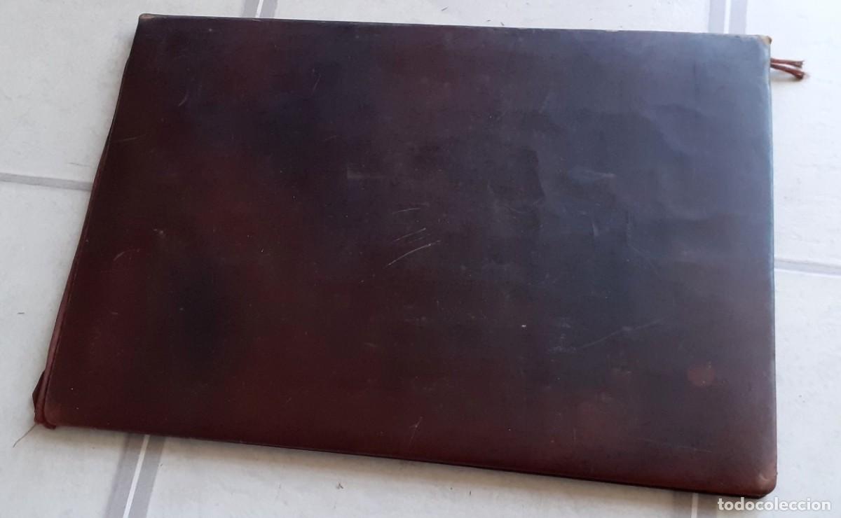 Antig&uuml;edades: CARPETA ESCRITORIO de piel - Foto 2