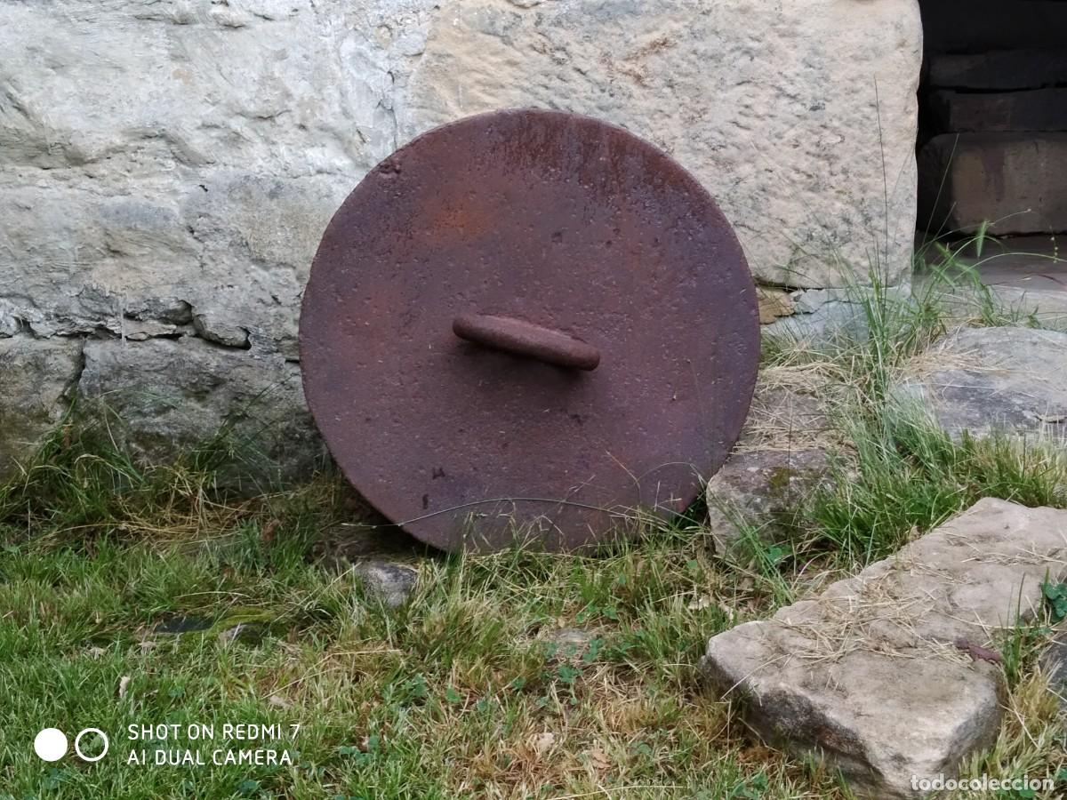 Antig&uuml;edades: Boya de hierro de 7 mm (ideal para convertirla en barbacoa)