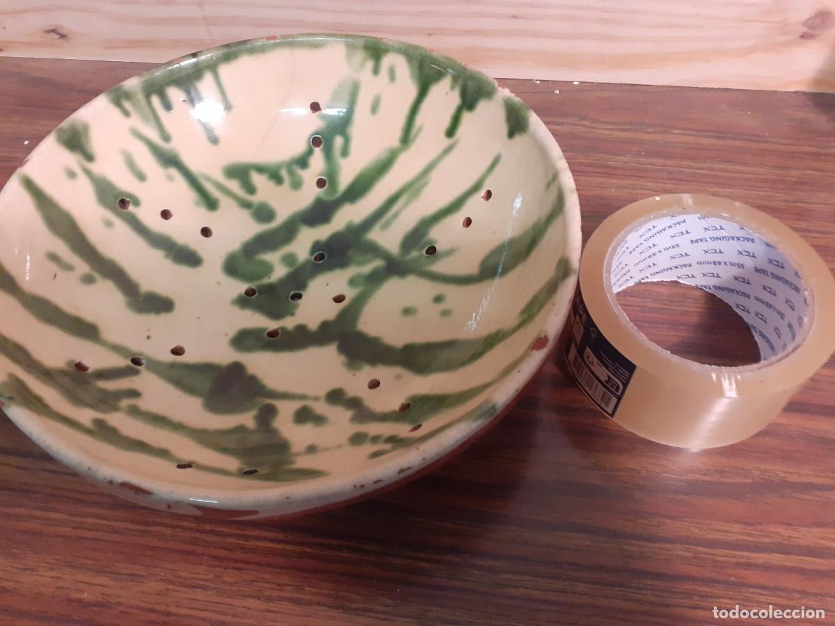 Antig&uuml;edades: Escurridora ceramica antigua - Foto 5
