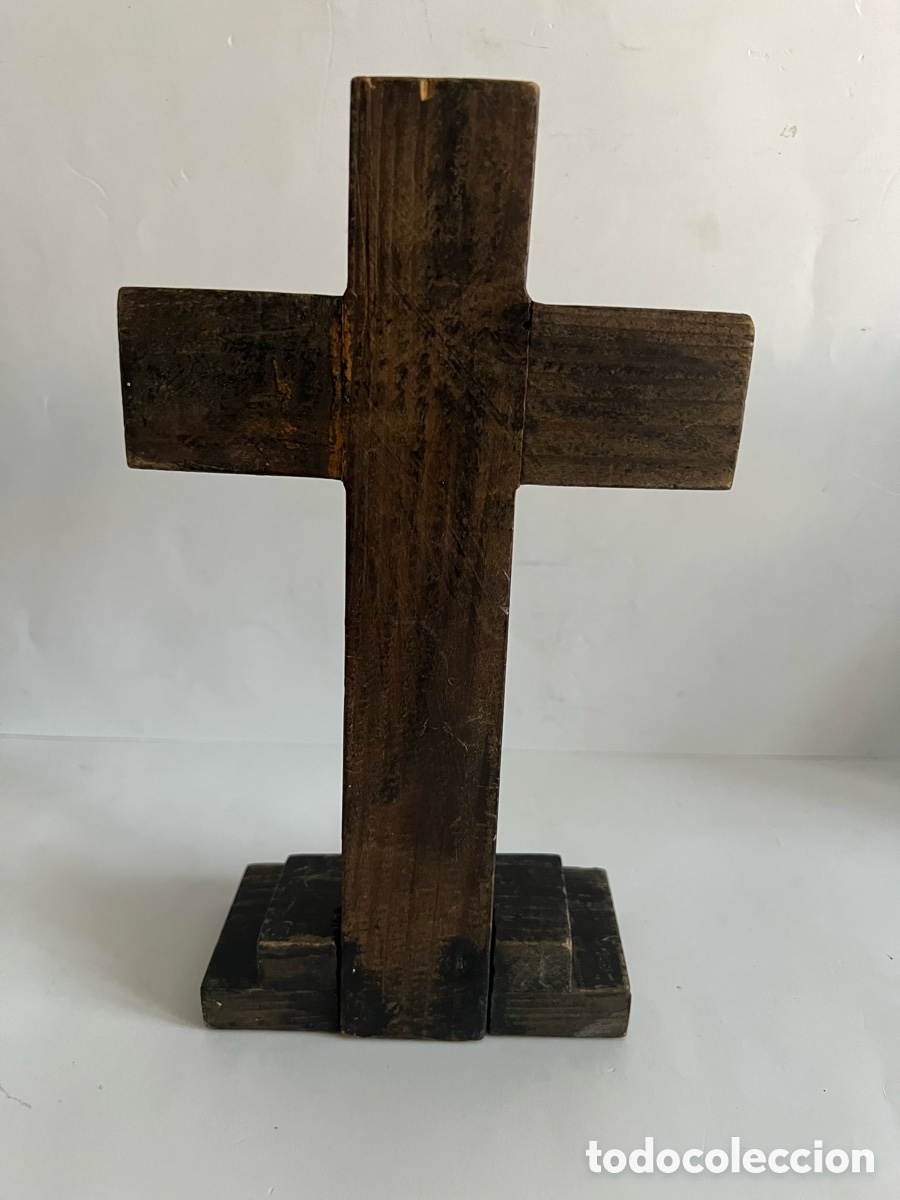 Antig&uuml;edades: Antiguo Cristo bronce y madera - Foto 2