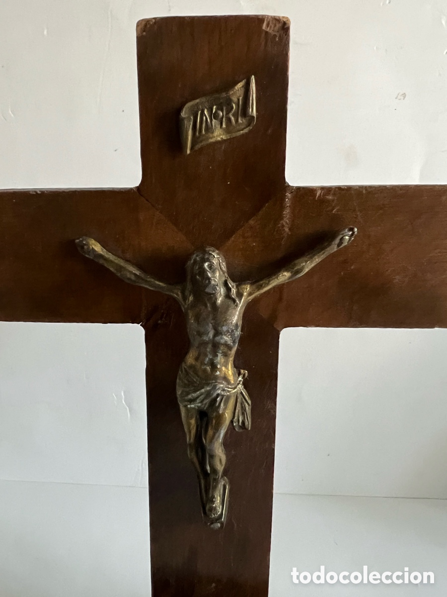 Antig&uuml;edades: Antiguo Cristo bronce y madera - Foto 3