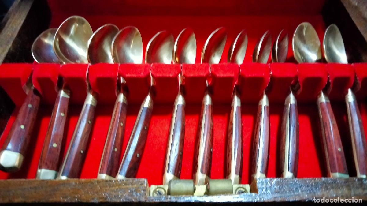 Antig&uuml;edades: JUEGO DE 12 PEQUE&Ntilde;AS CUCHARAS - Foto 2