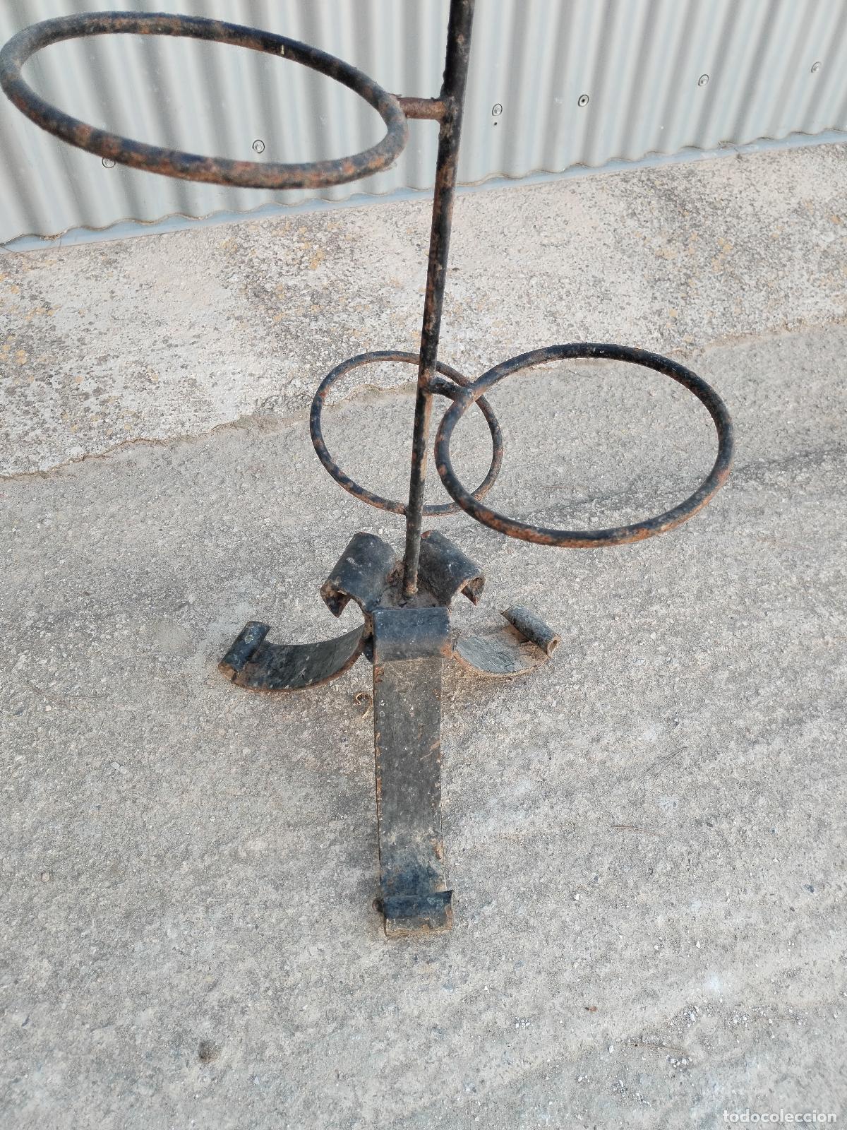 Antig&uuml;edades: macetero de hierro forja para 6 macetas - Foto 3