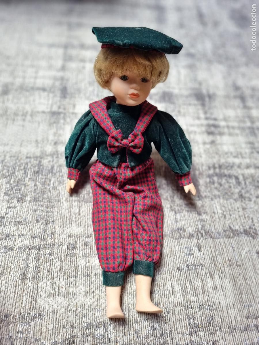Antig&uuml;edades: MU&Ntilde;ECA PORCELANA LEONARDO - Foto 2