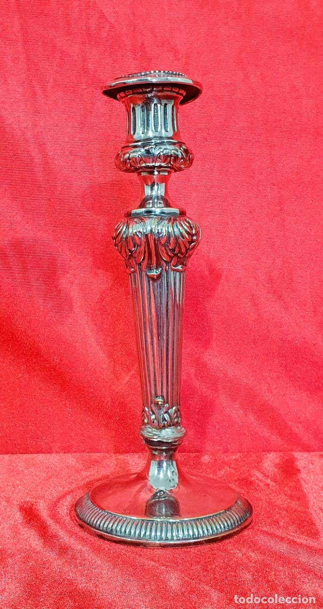Antig&uuml;edades: Candelabro o candelero de plata - Foto 2
