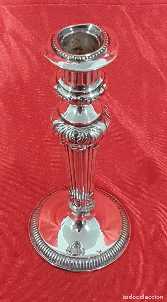 Antig&uuml;edades: Candelabro o candelero de plata - Foto 4