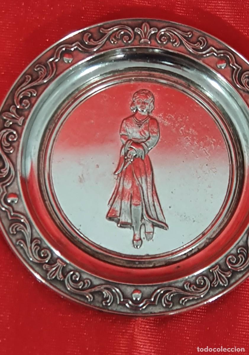 Antig&uuml;edades: Plato antiguo de plata - Foto 2
