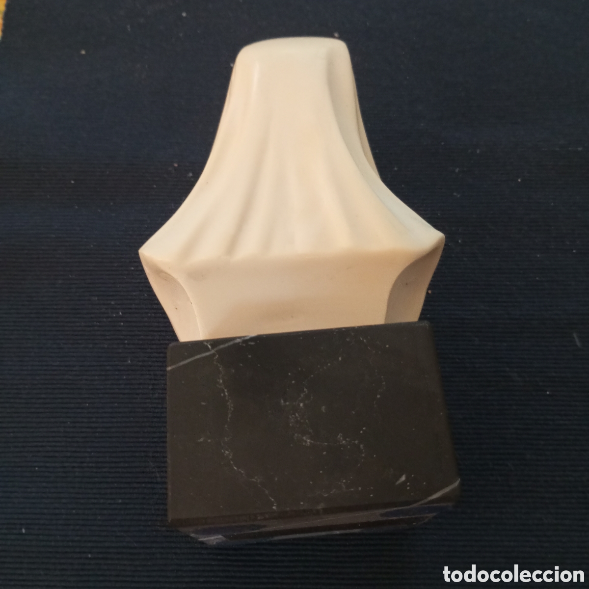 Antig&uuml;edades: Figura de Mar&iacute;a en alabastro - Foto 2