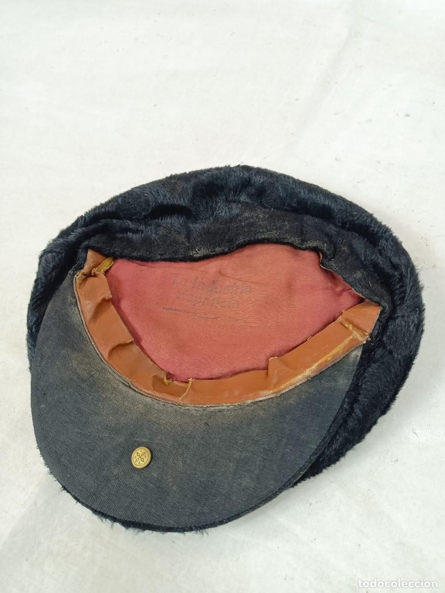 Antig&uuml;edades: Antigua gorra de pelo - Foto 2