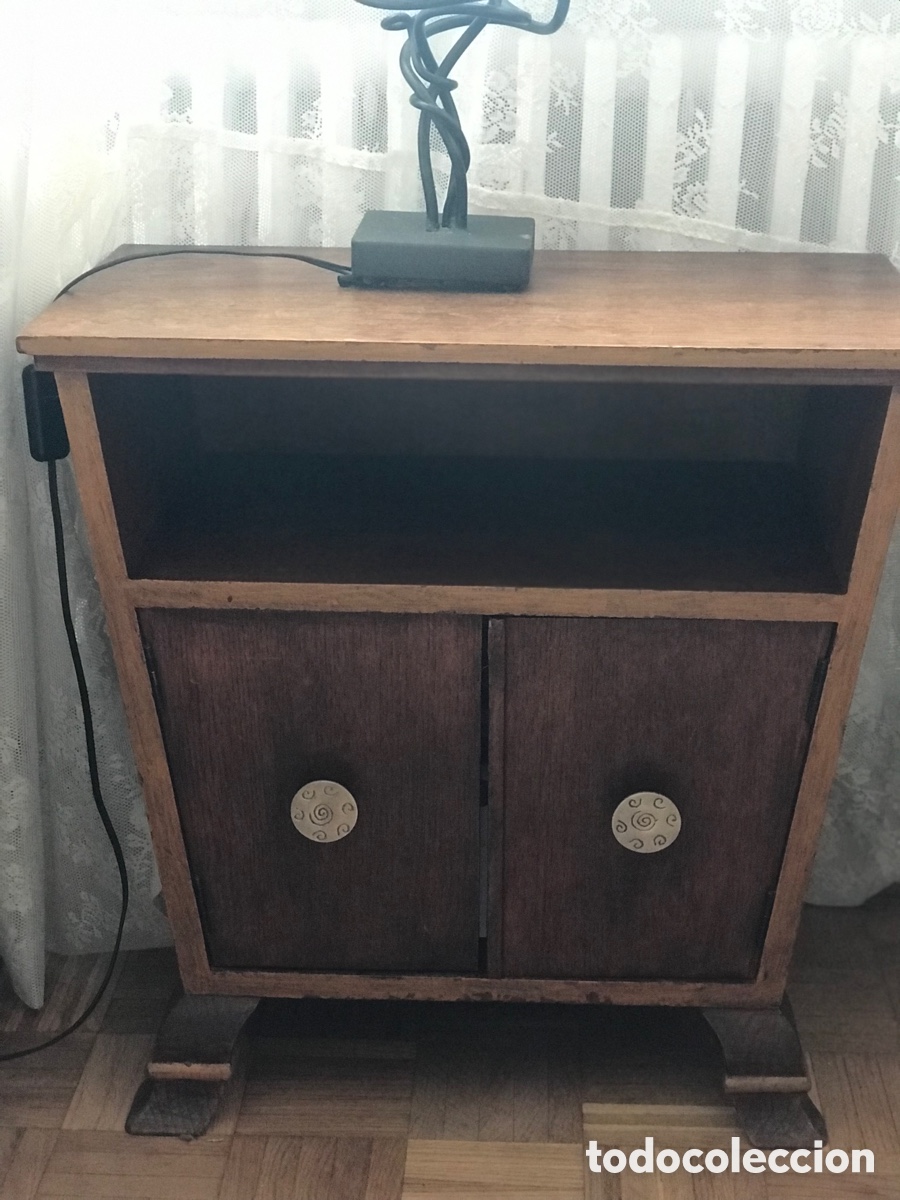 Antig&uuml;edades: Cama y mesita de madera maciza de casta&ntilde;o - Foto 9