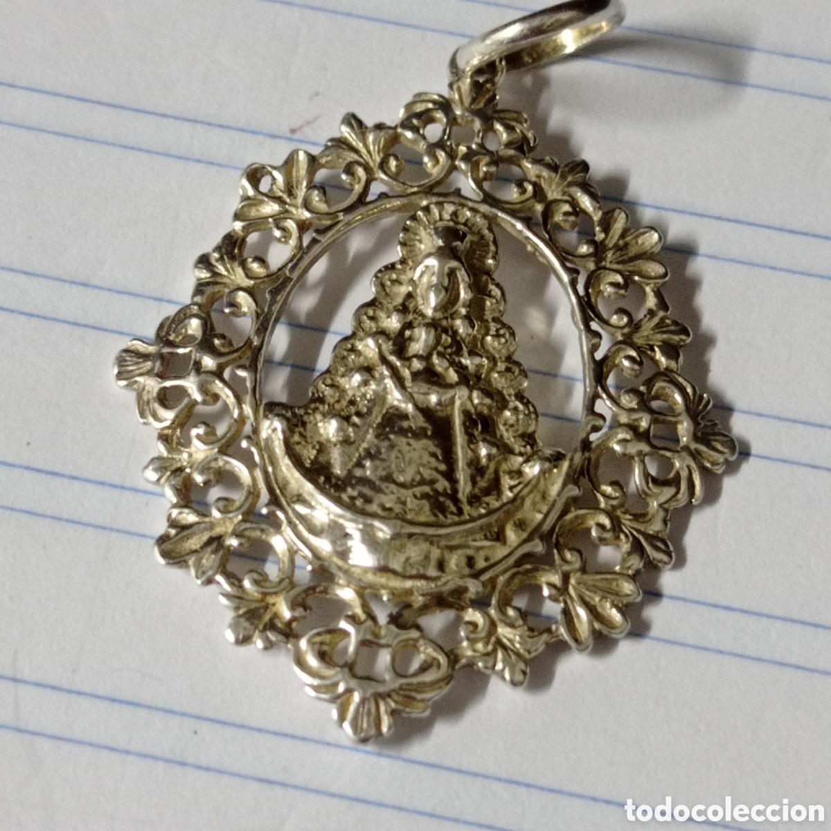 Antig&uuml;edades: Medalla de plata de la Virgen del Rocio - Foto 5