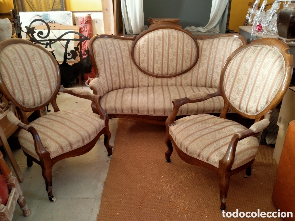 Antig&uuml;edades: TRESILLO TIPO REJENTA - Foto 1