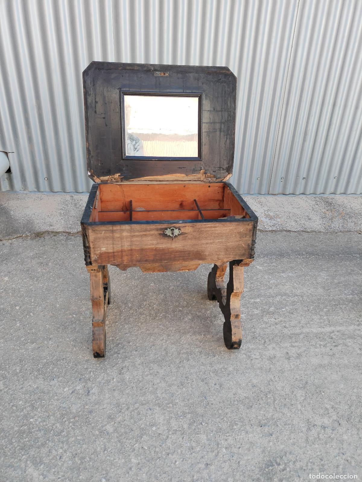 Antig&uuml;edades: antiguo costurero para restaurar - Foto 6
