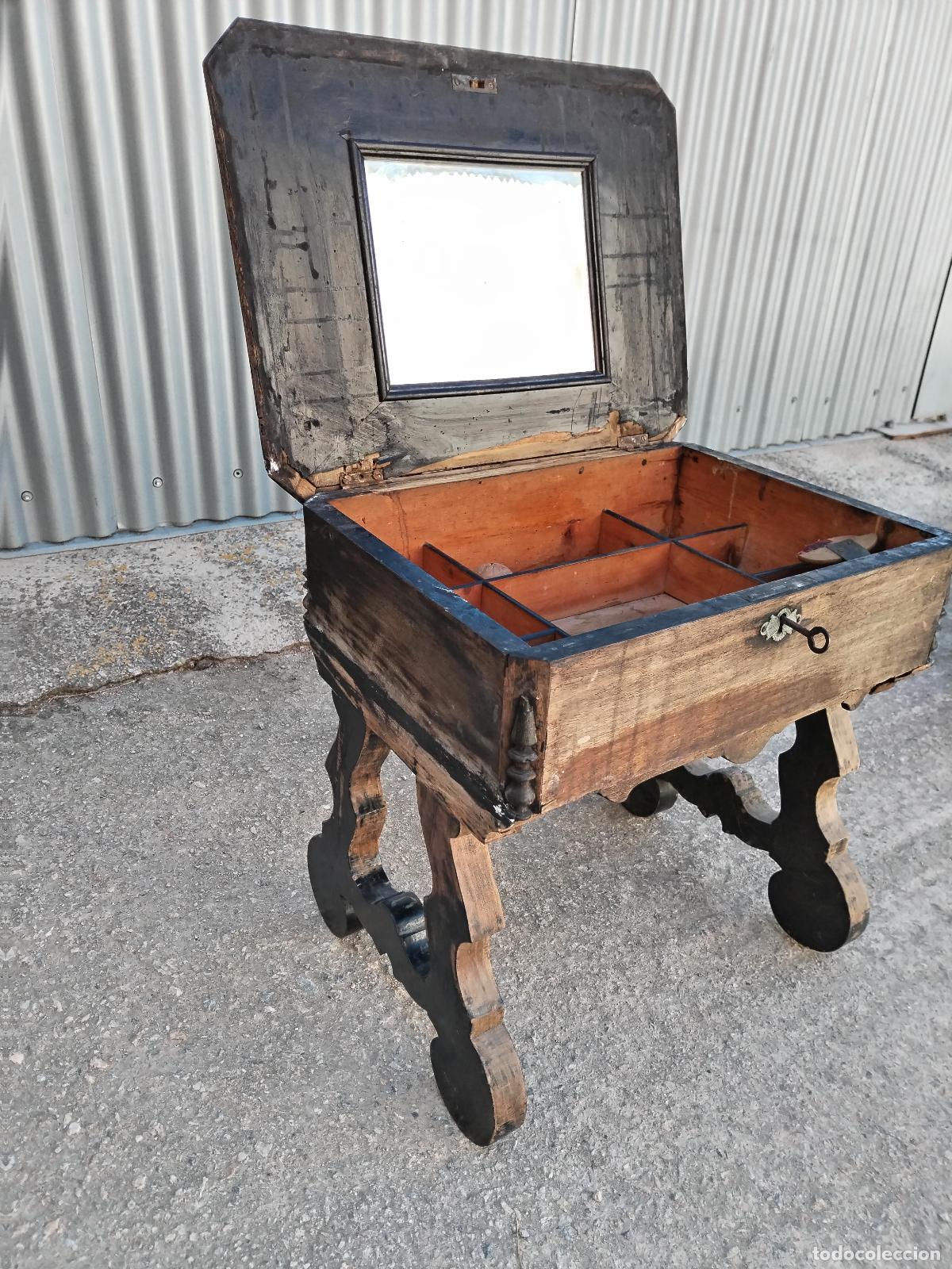 Antig&uuml;edades: antiguo costurero para restaurar - Foto 1