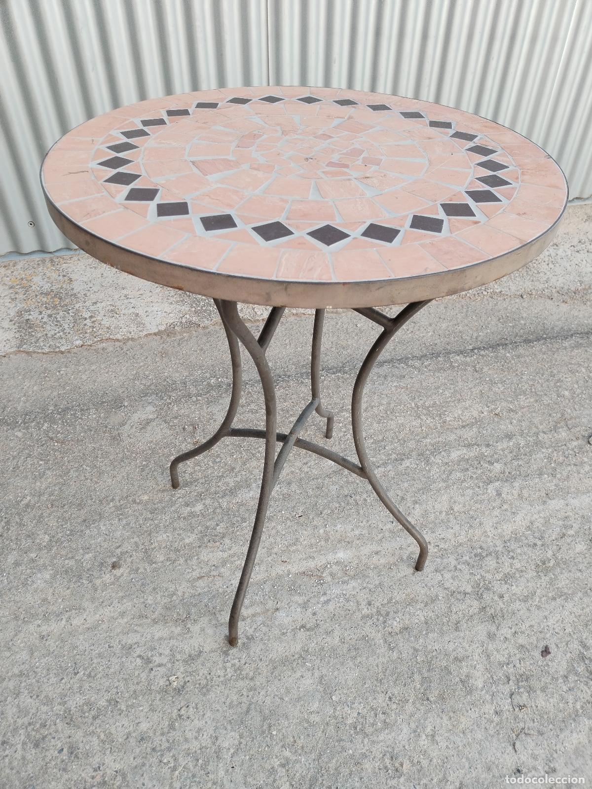 Antig&uuml;edades: mesa de hierro con mosaico de azulejos - Foto 3