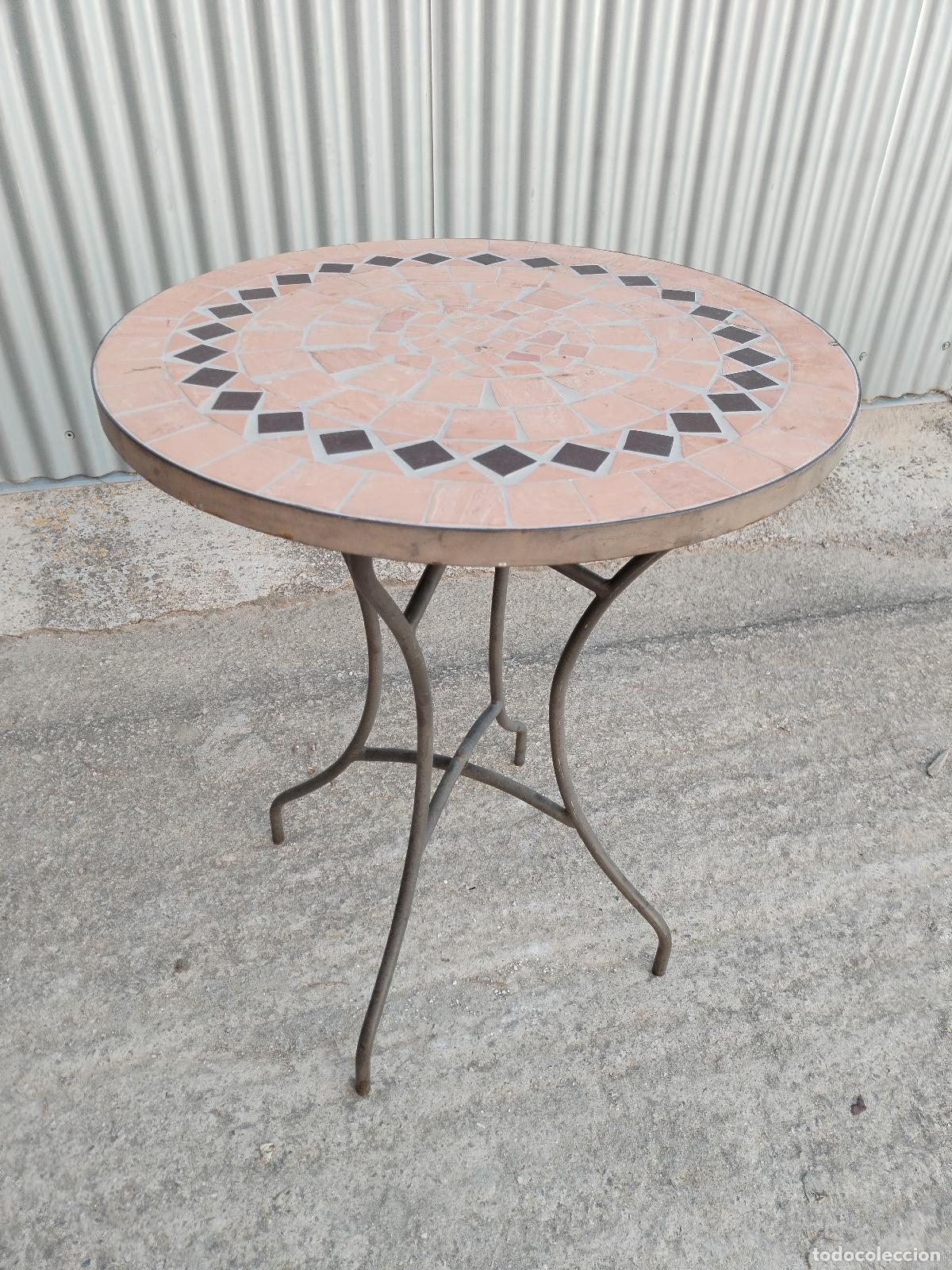 Antig&uuml;edades: mesa de hierro con mosaico de azulejos - Foto 6