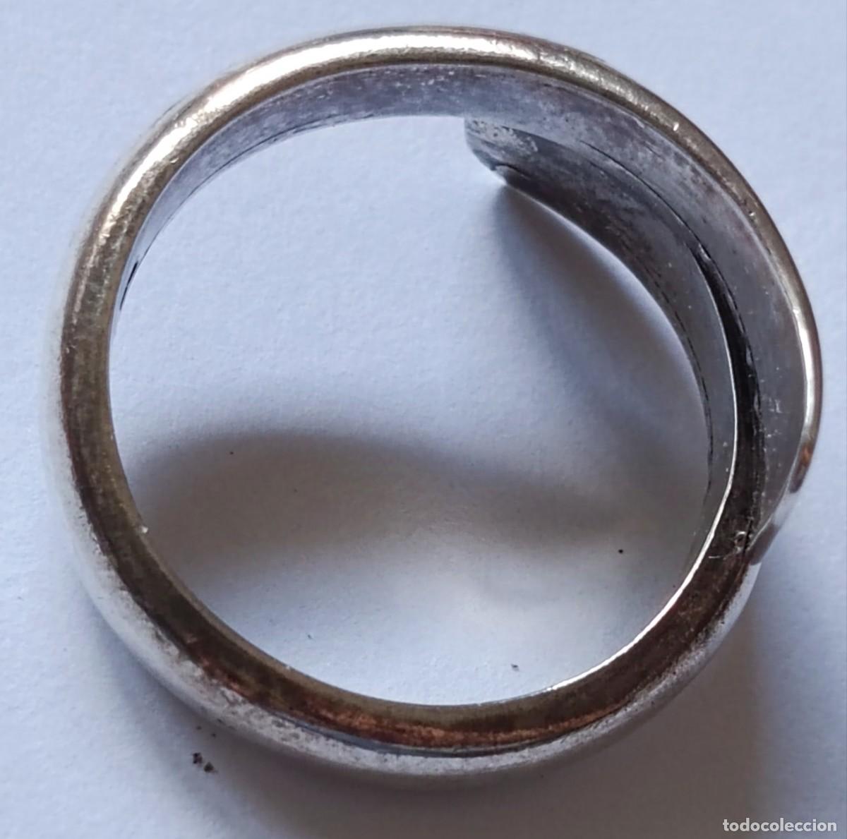 Antig&uuml;edades: ANILLO PLATA DE LEY ENVOLVENTE - Foto 2