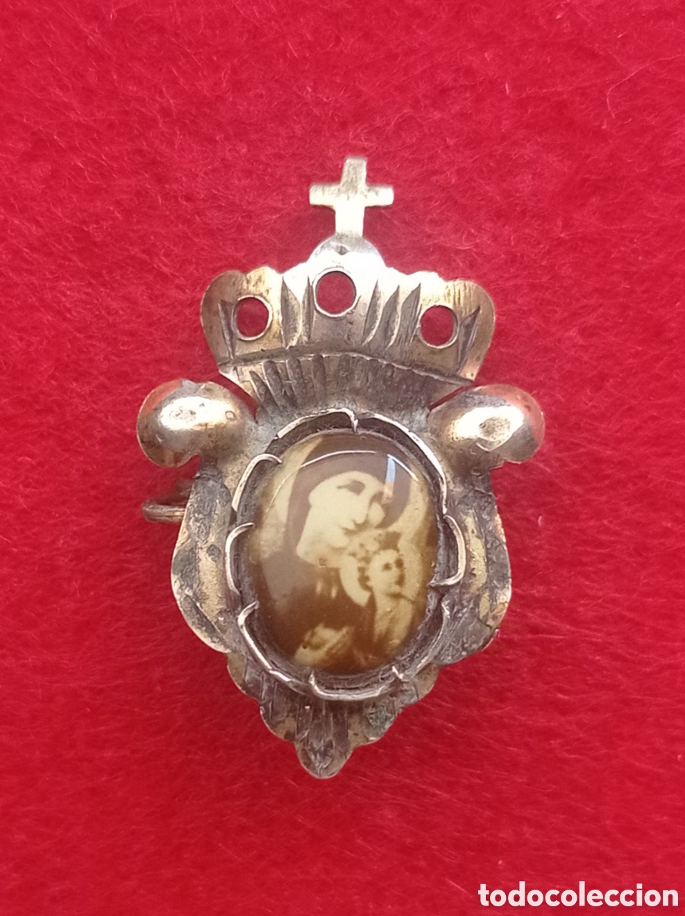 Oggetti Antichi: ⚜️ ANTIGUA MEDALLA BROCHE INSIGNIA RELIGIOSA VIRGEN CON EL NI&Ntilde;O