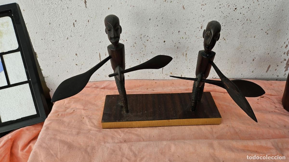 Antig&uuml;edades: cano de figura de madera africana - Foto 1