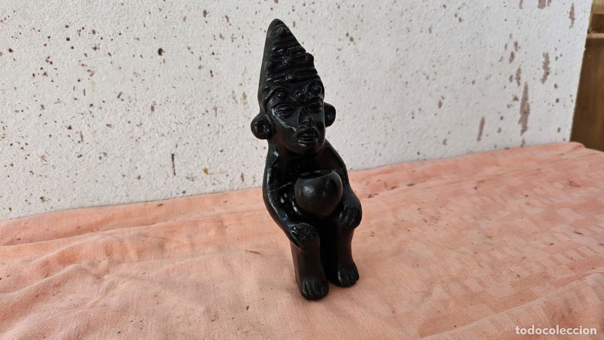Antig&uuml;edades: figura de madera africana - Foto 1