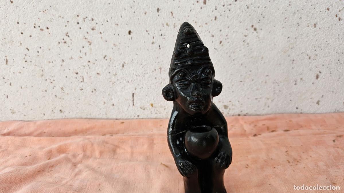 Antig&uuml;edades: figura de madera africana - Foto 2