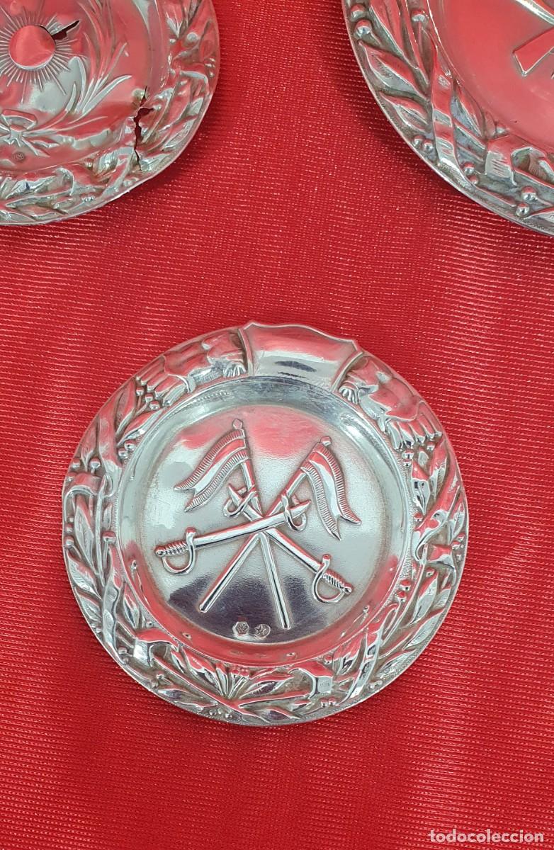 Antig&uuml;edades: Lote de cinco platos de plata - Foto 4