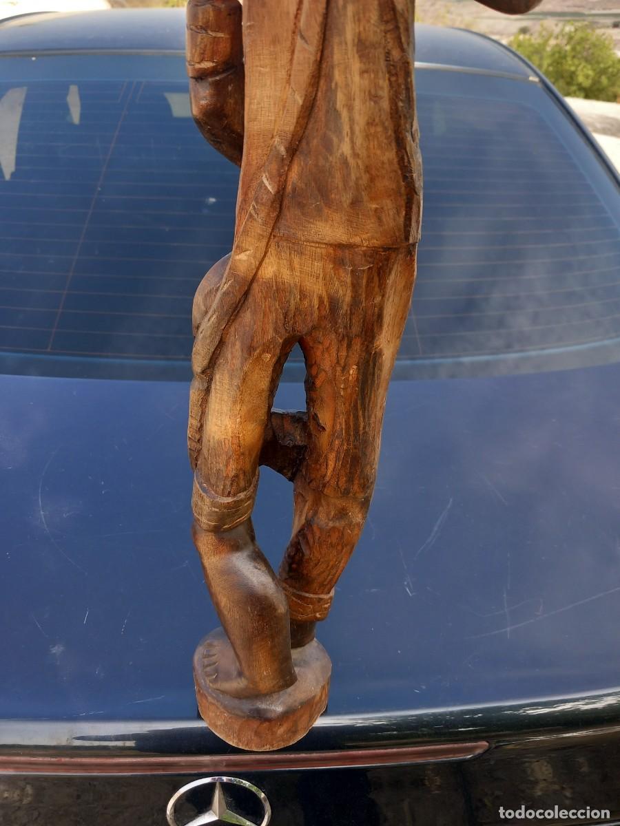 Antig&uuml;edades: TALLA DE MADERA 50 CM - Foto 7