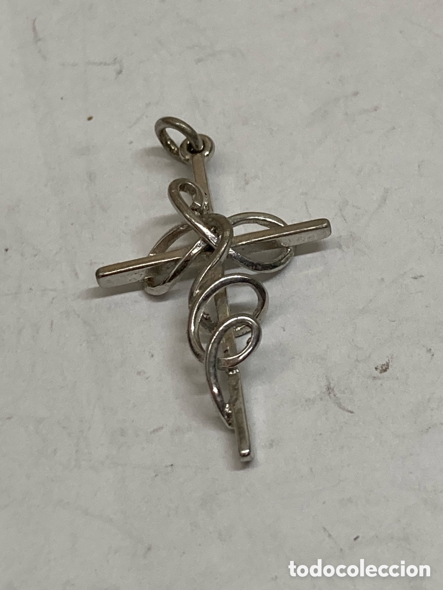 Antig&uuml;edades: Cruz de plata religiosa C315 - Foto 1