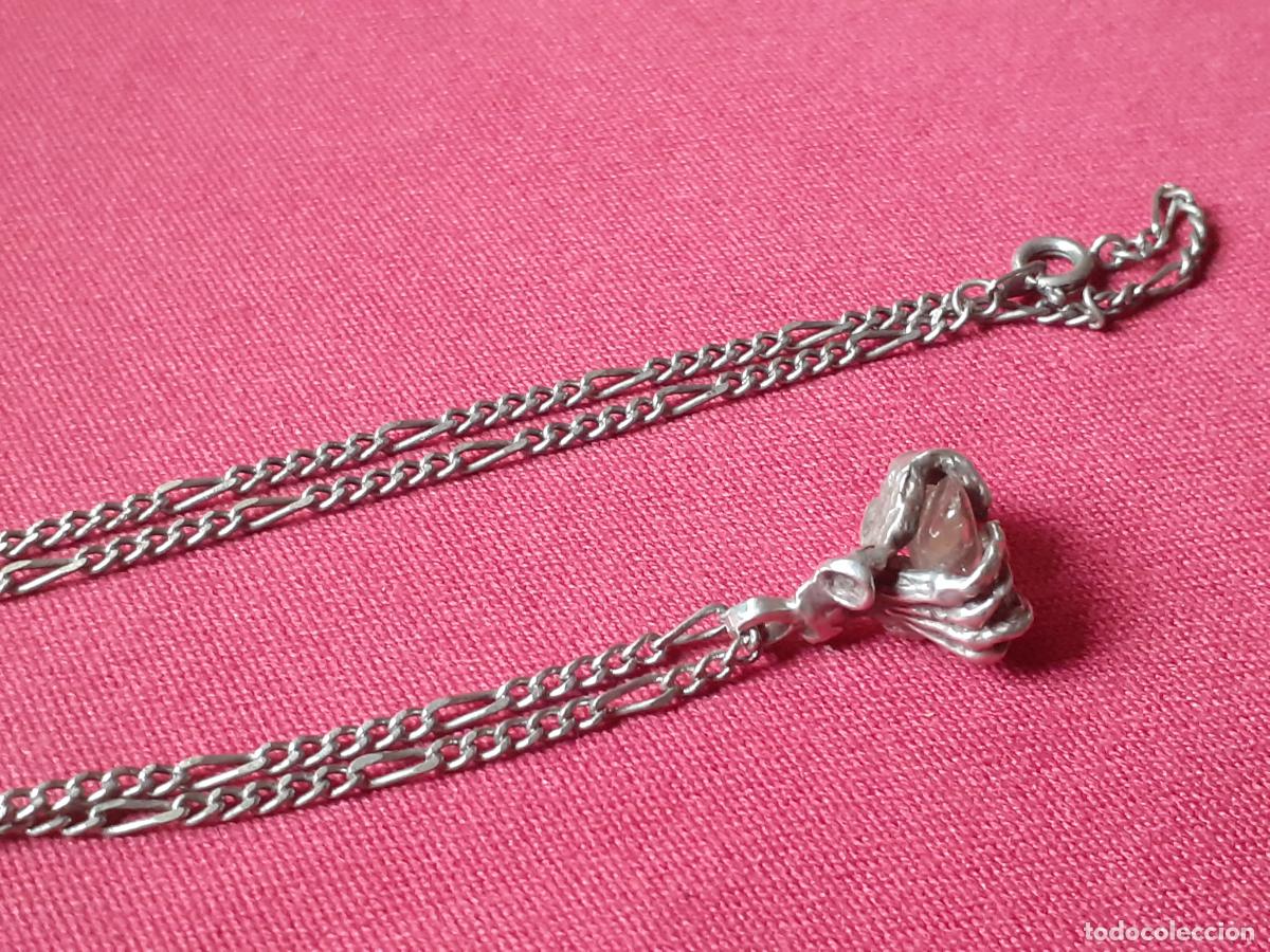 Antig&uuml;edades: Cadena con colgante de plata - Foto 3