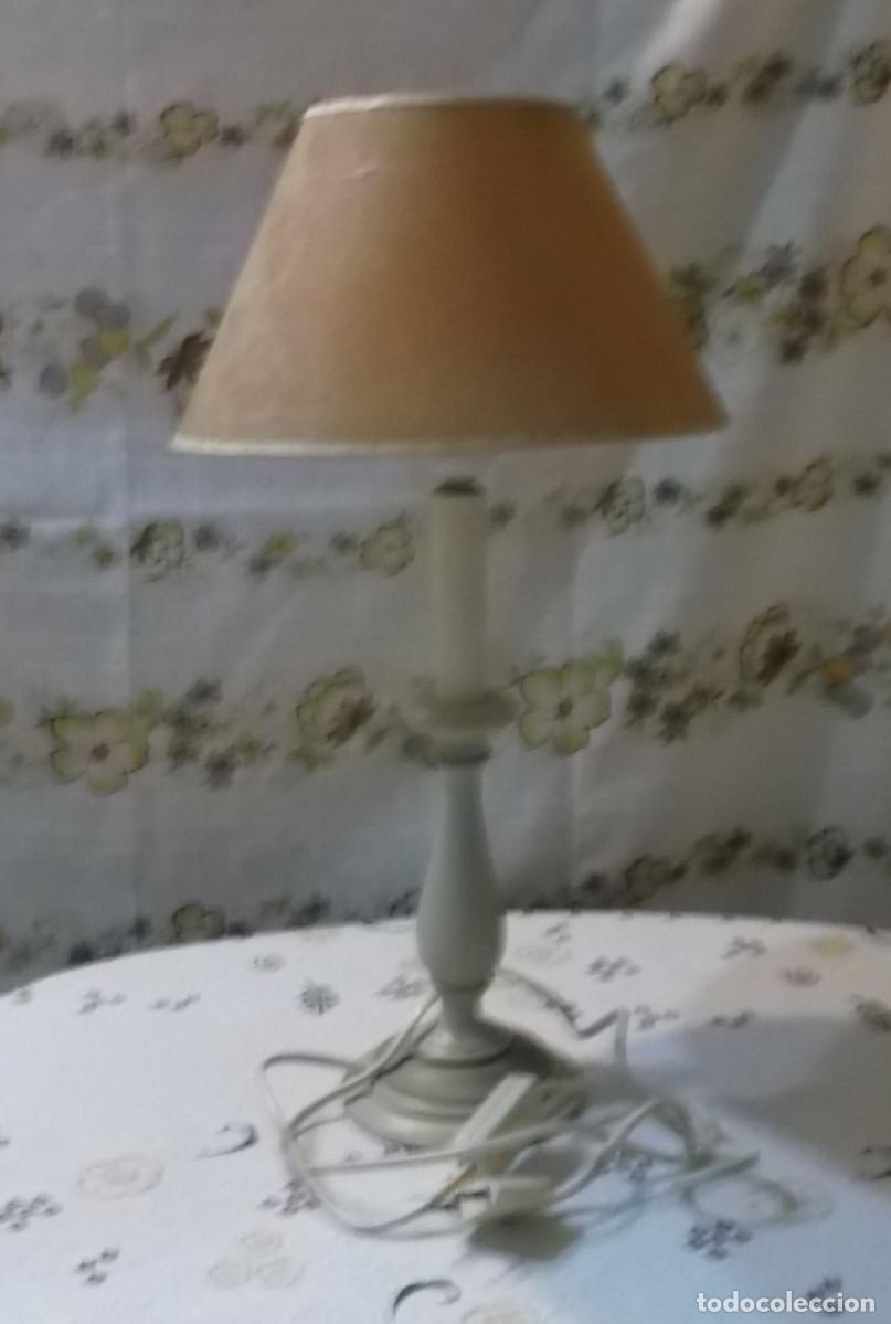 Antig&uuml;edades: lampara de sobremesa con tulipa - Foto 1