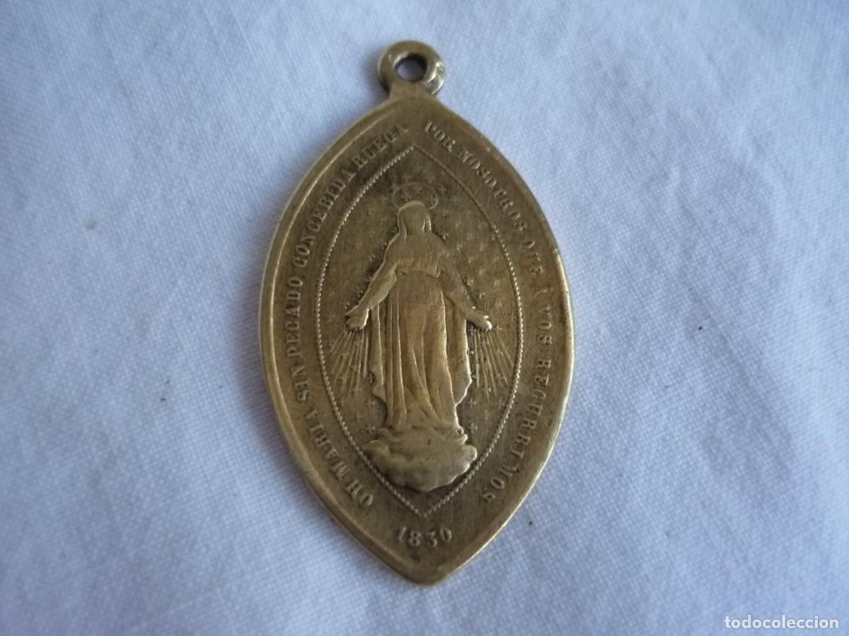 Antig&uuml;edades: Medalla de lat&oacute;n virgen 1830 - Foto 2