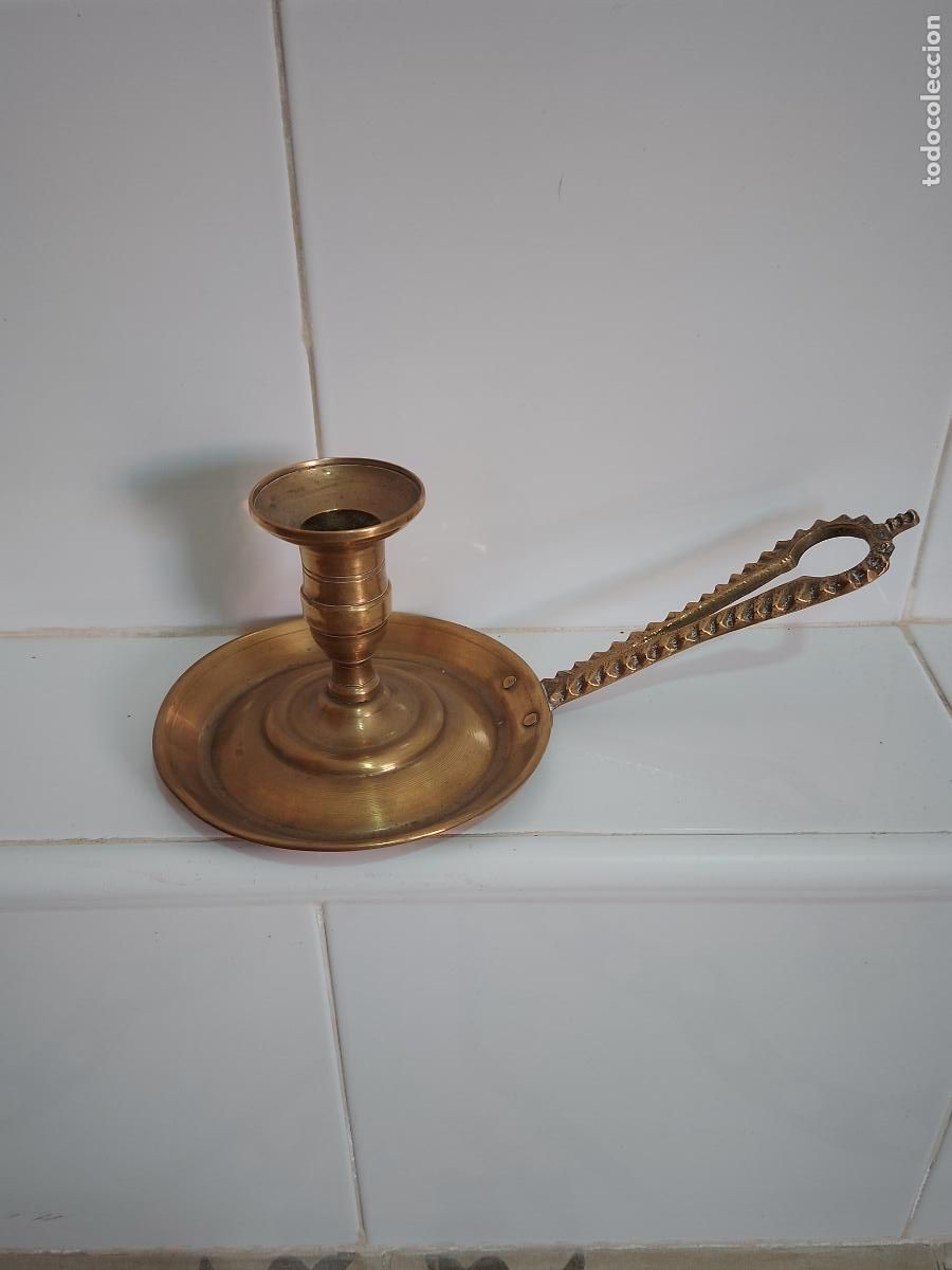 Antig&uuml;edades: Antigua palmatoria en bronce - Foto 9