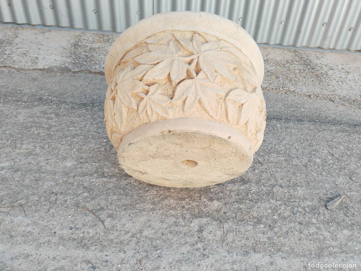 Antig&uuml;edades: macetero de piedra artificial - Foto 7